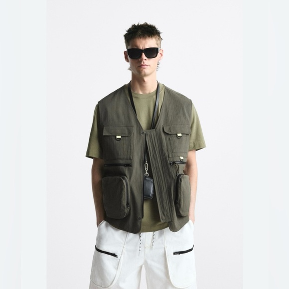Zara Men’s Olive Green Utility Quick Dry Vest Size Small Medium NWOT - Picture 9 of 9